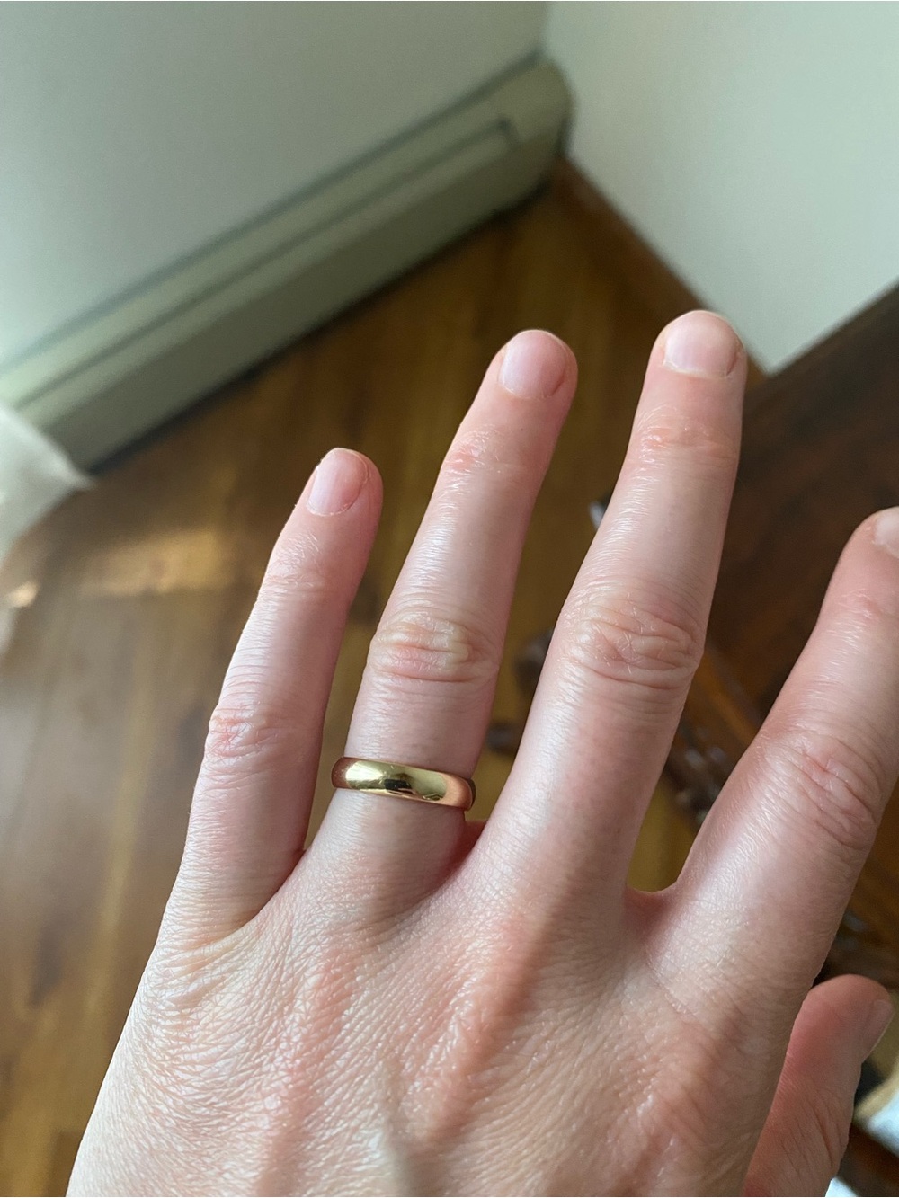 Women's Polished Gold Band Ring - Timeless Everyday Piece